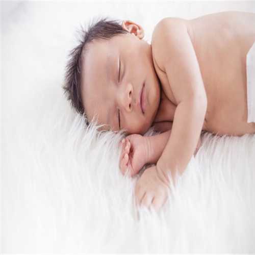 美国试管婴儿移植后需要天天躺着吗?看看专家的回答